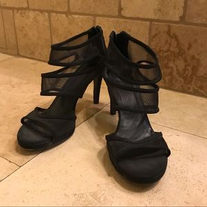 FIERCE Van Eli Mesh Heels 10M
